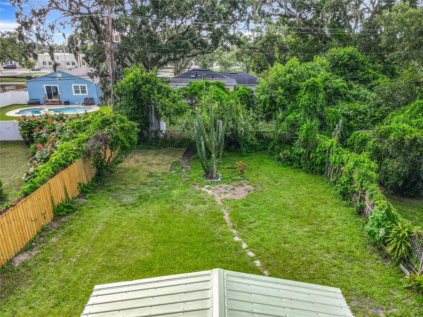 Image 46 of 55 For 1415 Smith Street
