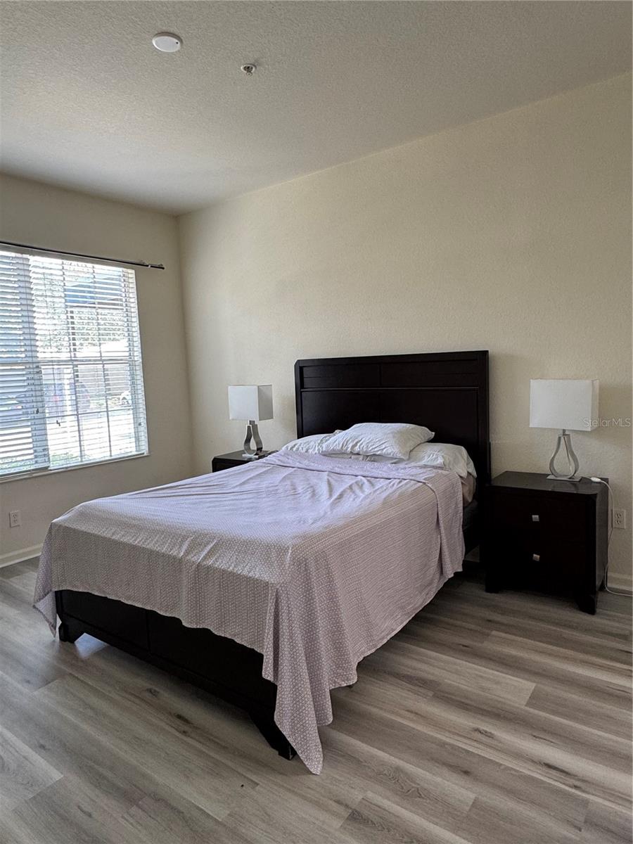 Image 21 of 31 For 3025 Greystone Loop 103