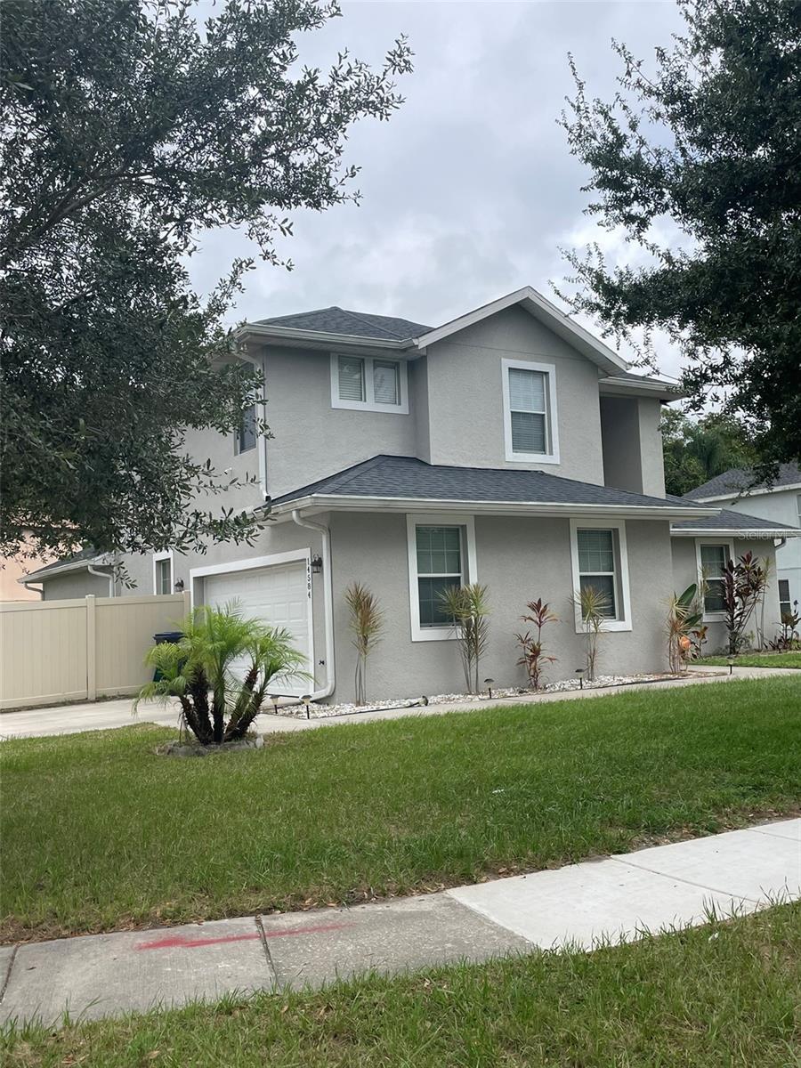 Image 2 of 42 For 14584 Grassy Cove Circle