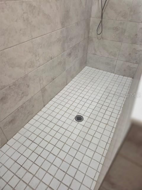 Image 34 of 42 For 14584 Grassy Cove Circle