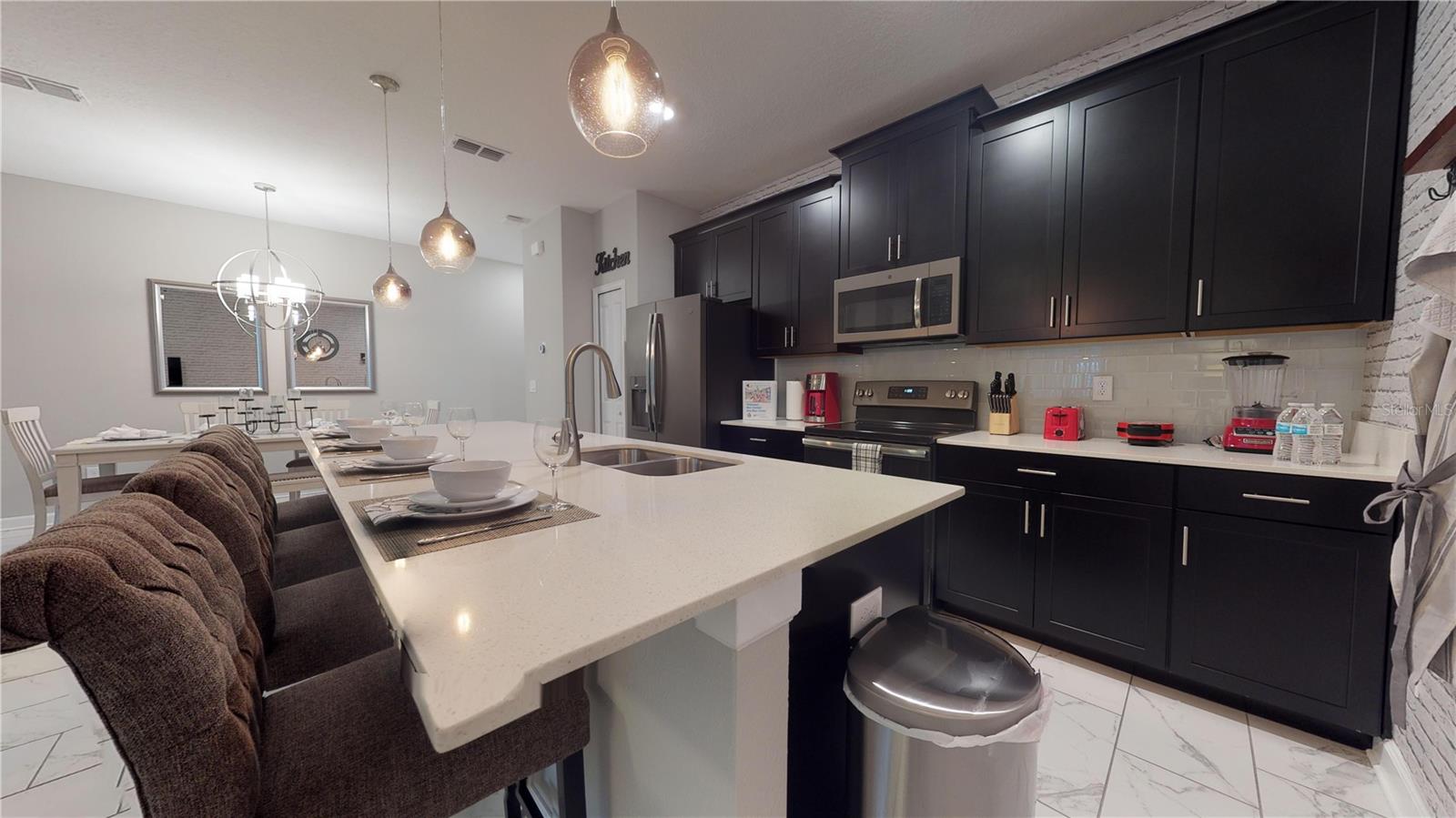 Image 10 of 52 For 4821 Lullaby Lane