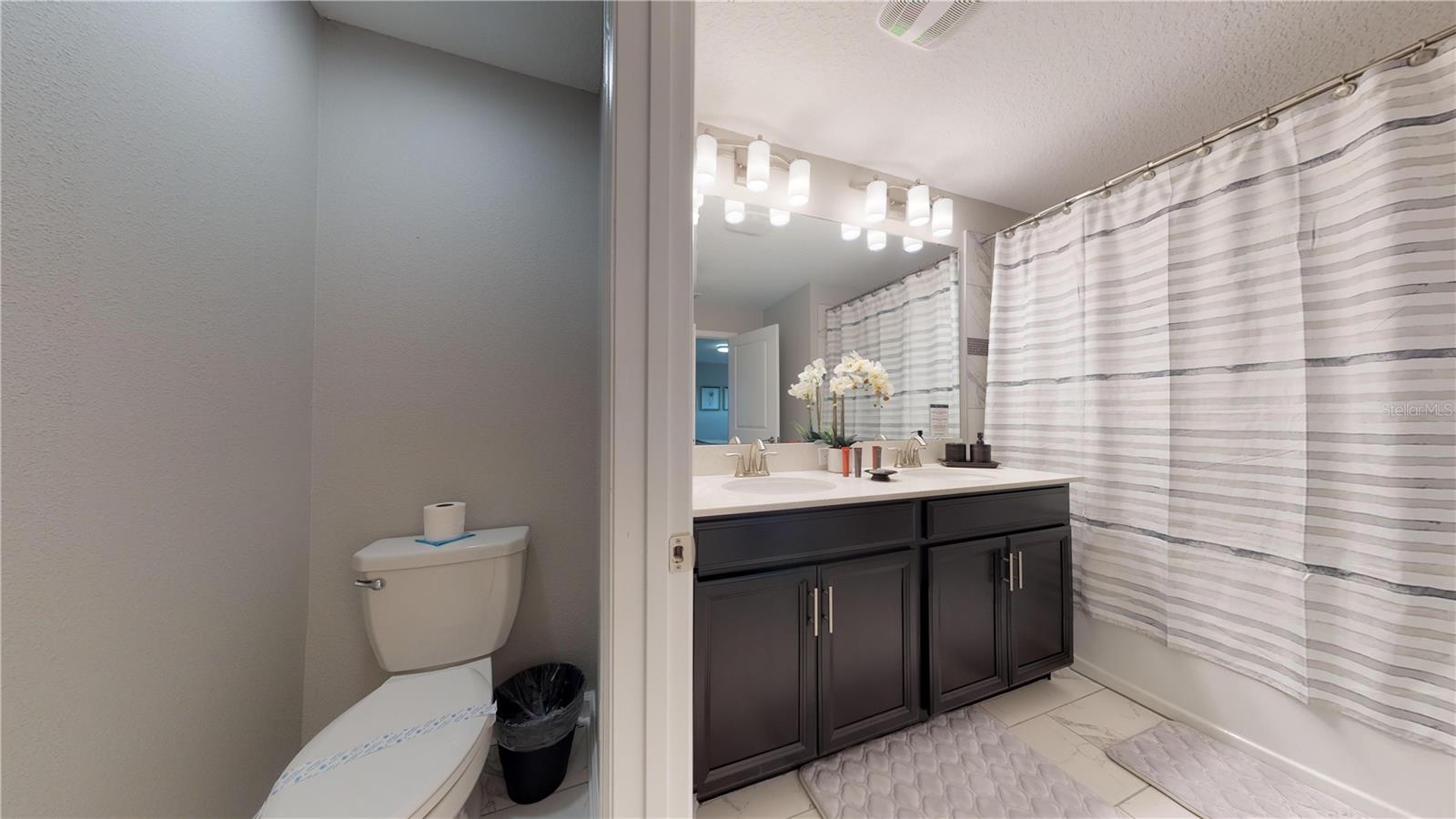 Image 21 of 52 For 4821 Lullaby Lane