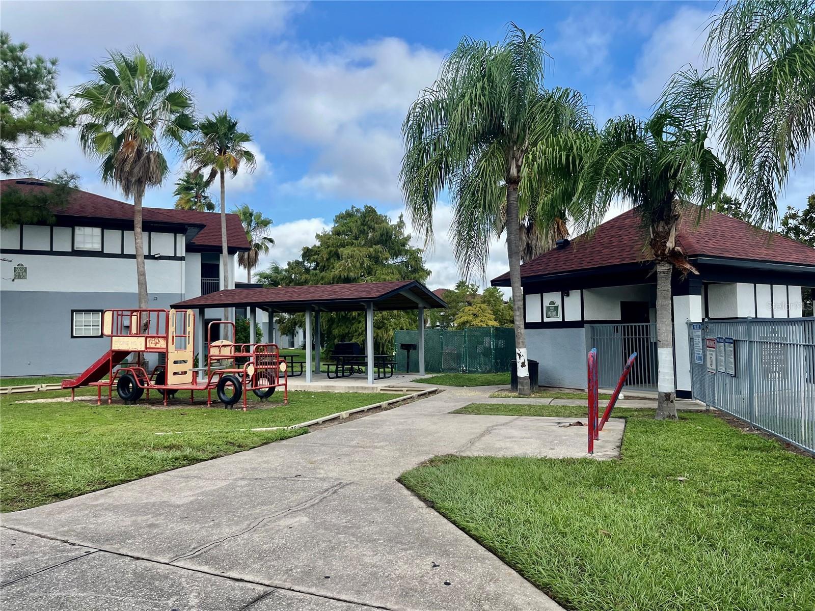 Image 21 of 23 For 3700 Castle Pines Lane 4016