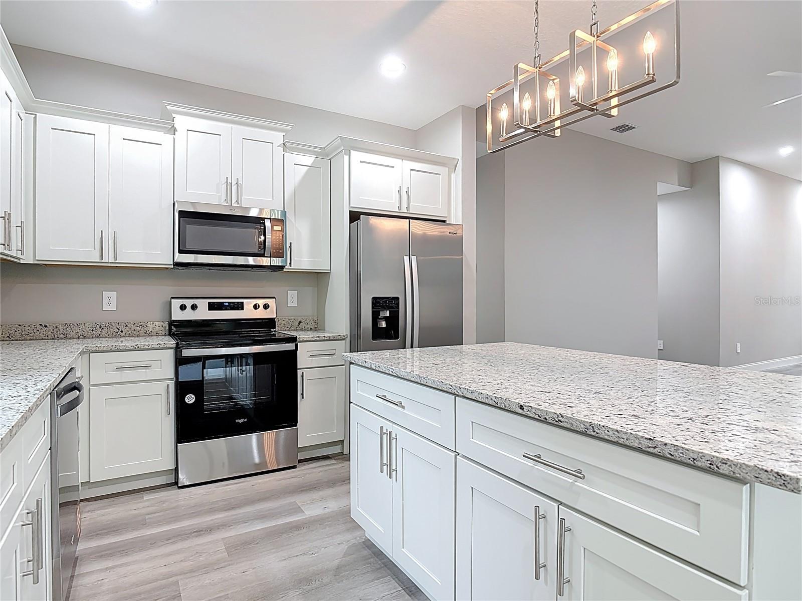 Image 19 of 54 For 905 Garfield Avenue