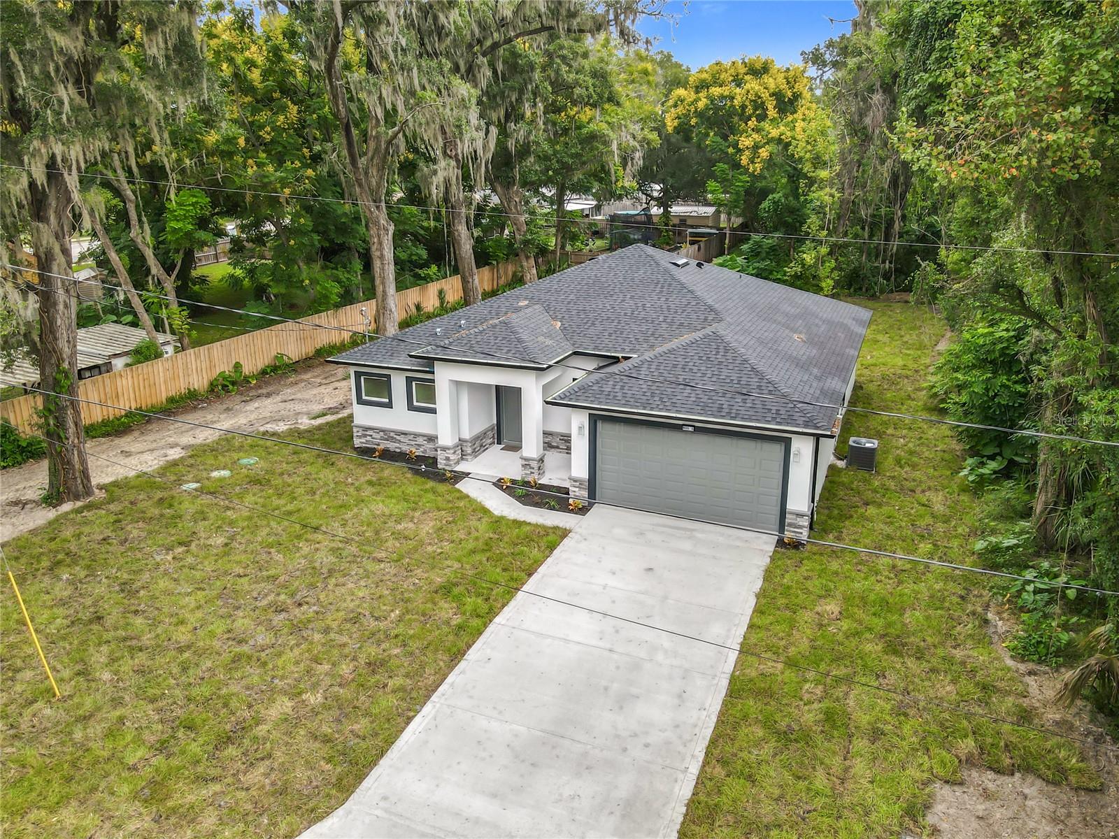 Image 4 of 54 For 905 Garfield Avenue