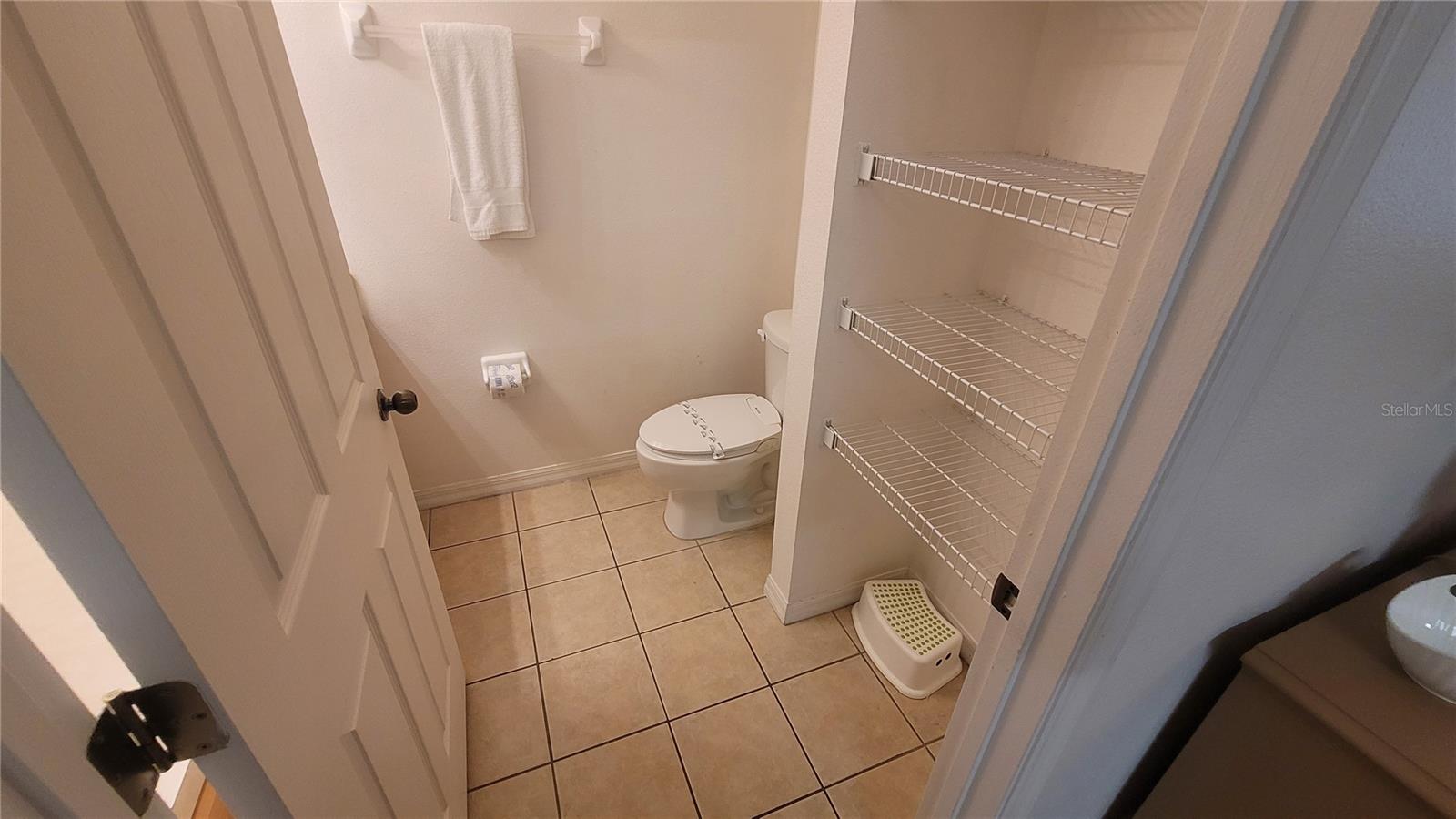 Image 22 of 37 For 8456 Crystal Cove Loop