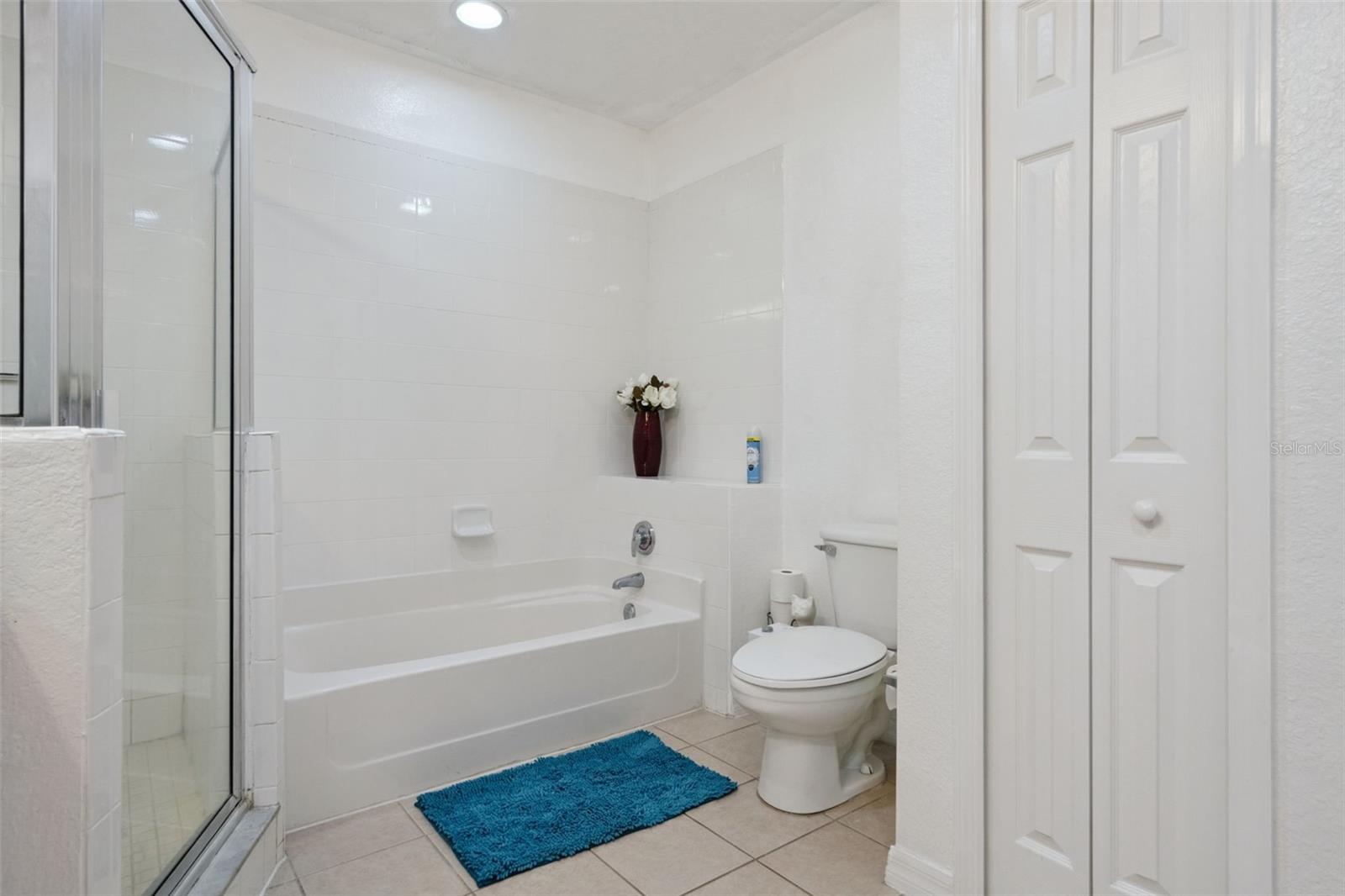 Image 22 of 57 For 3060 Pirates Retreat Court 305