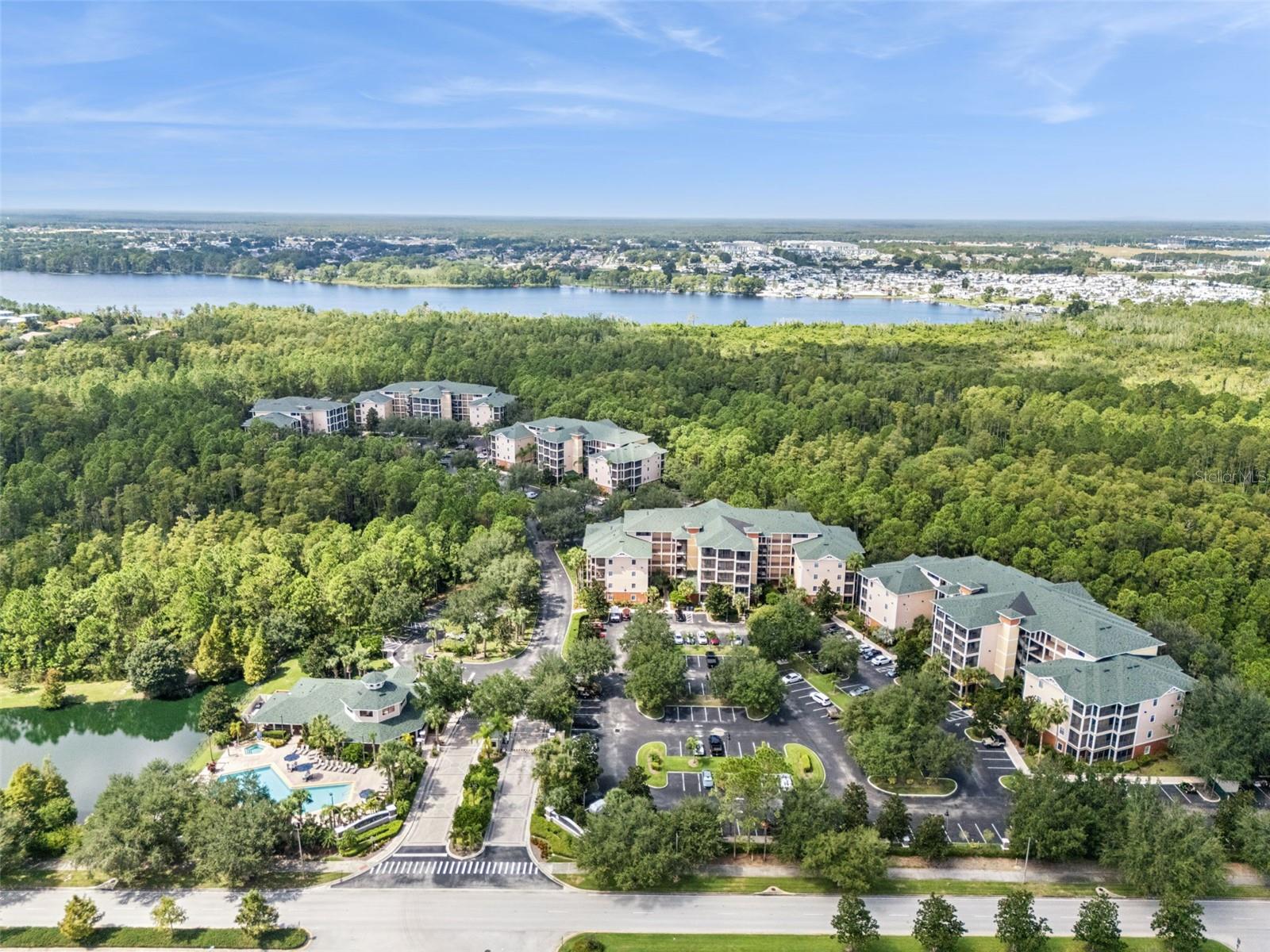 Image 38 of 57 For 3060 Pirates Retreat Court 305