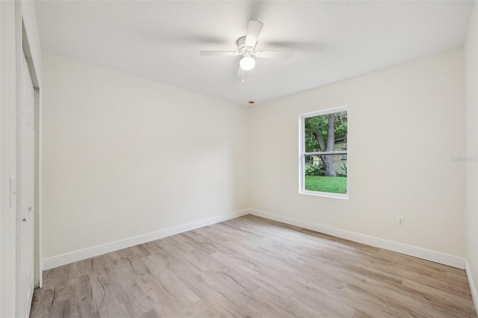 Image 30 of 61 For 626 Woodland Avenue