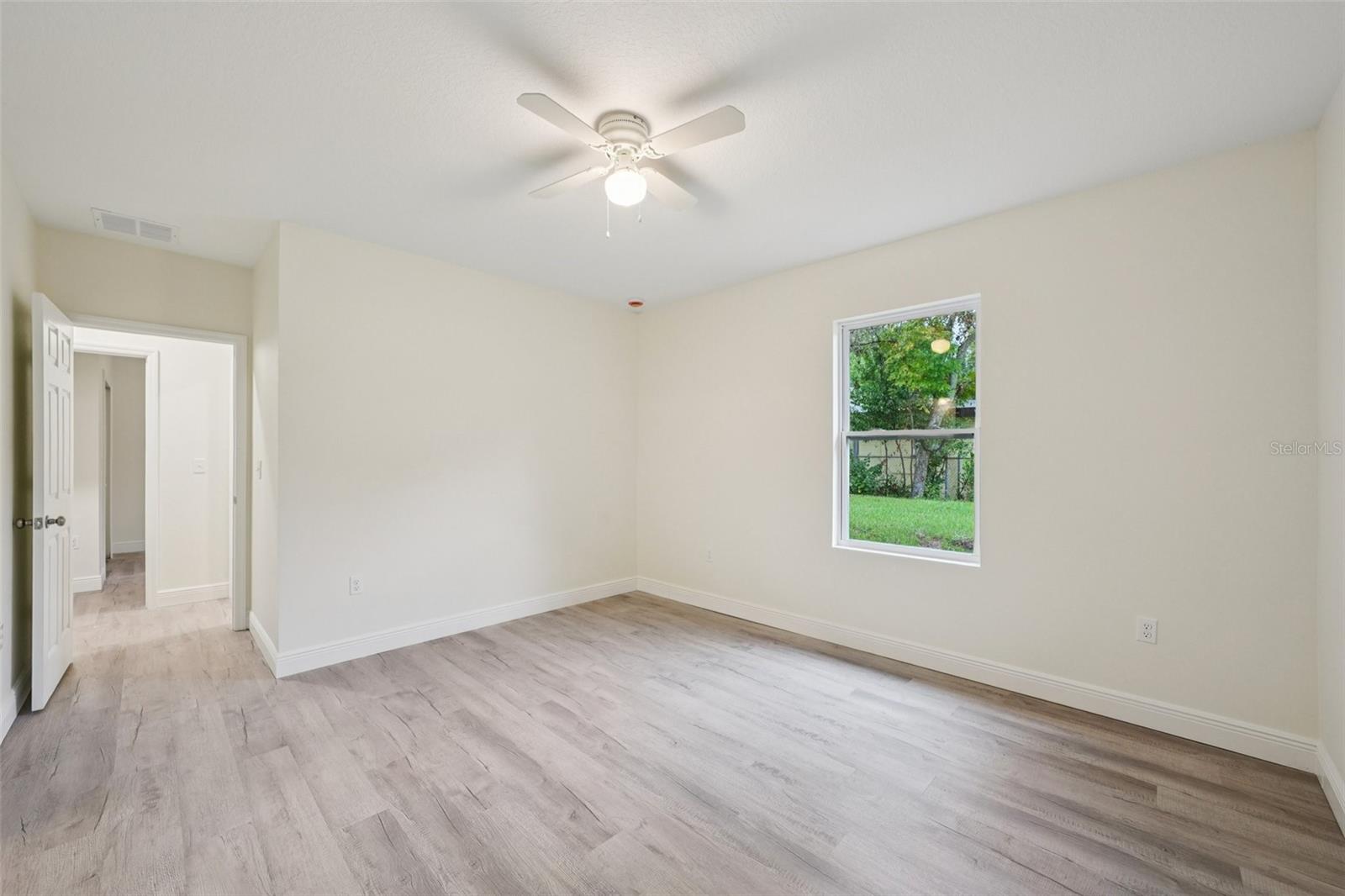 Image 34 of 61 For 626 Woodland Avenue