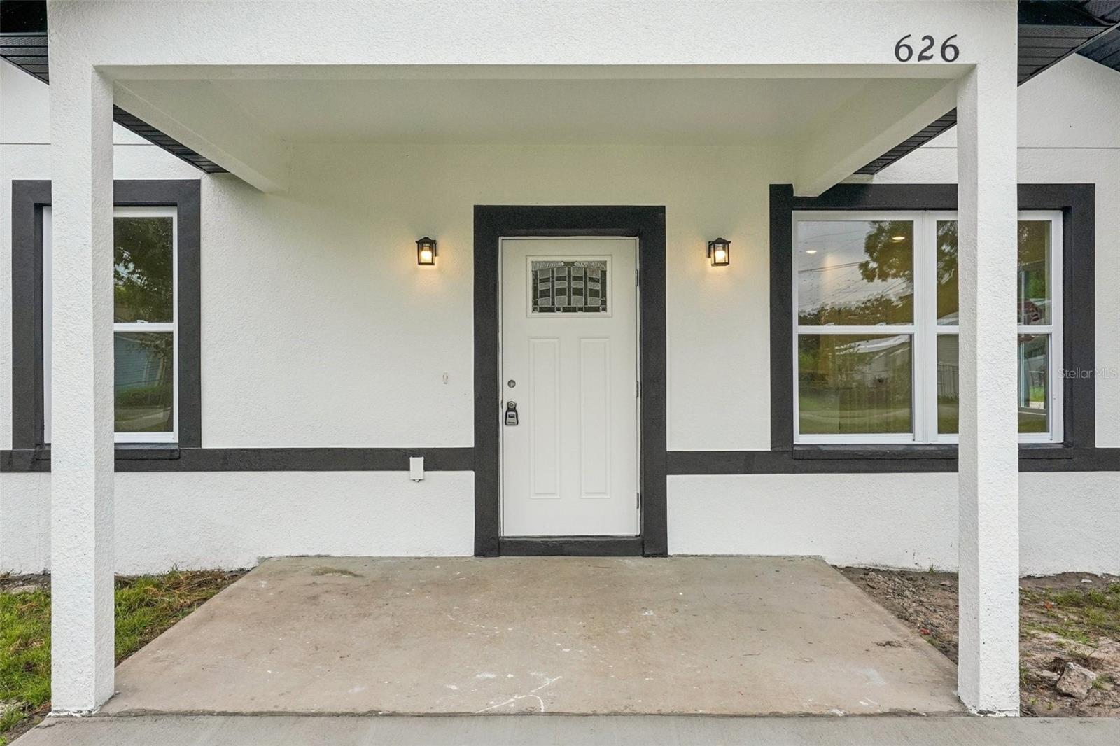 Image 8 of 61 For 626 Woodland Avenue