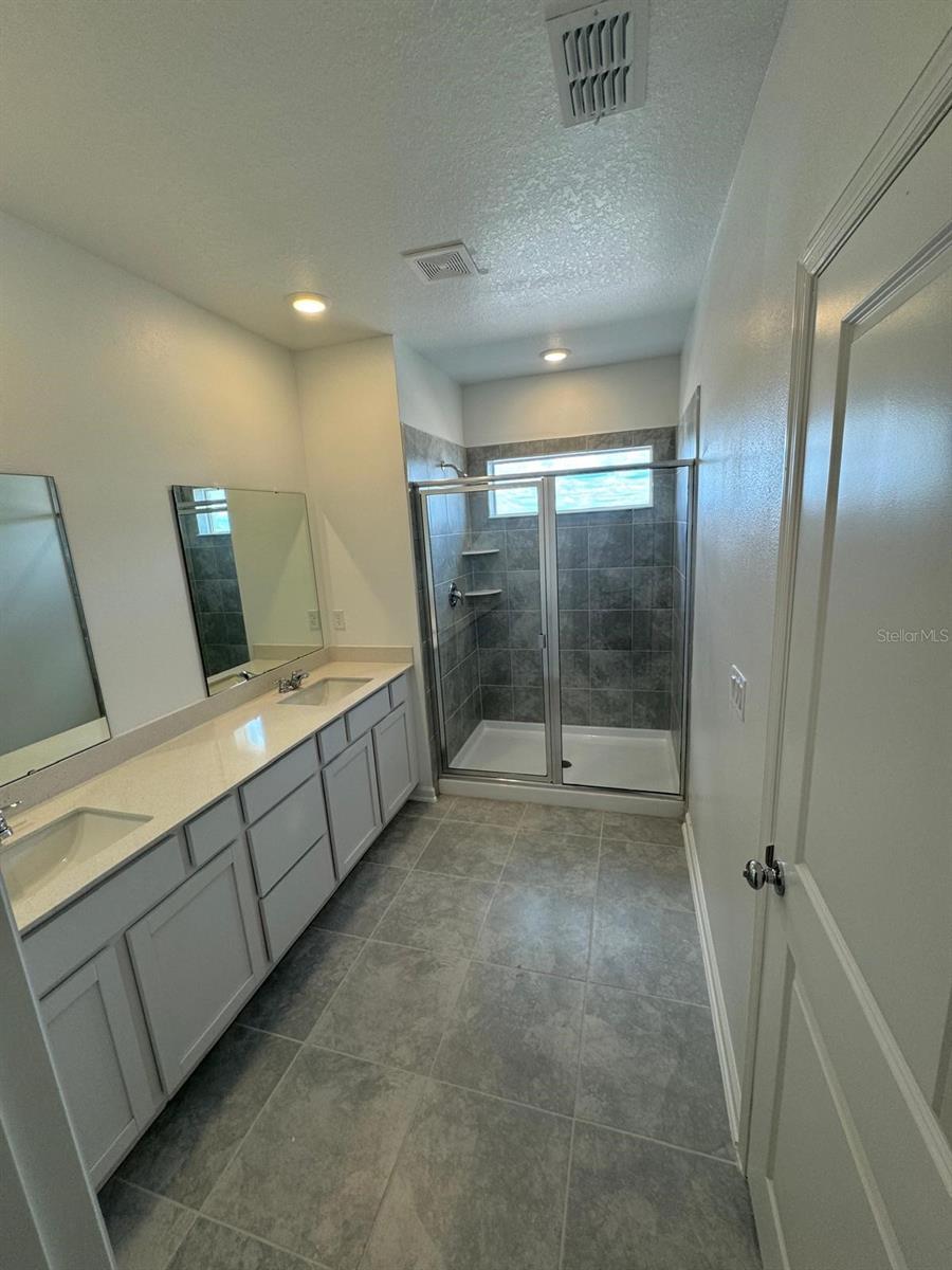 Image 9 of 16 For 2503 Skyline Loop