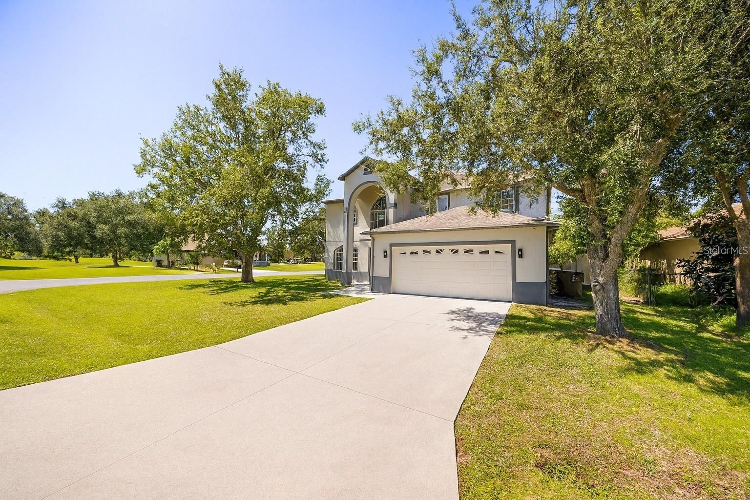 Image 2 of 37 For 724 Tahiti Drive