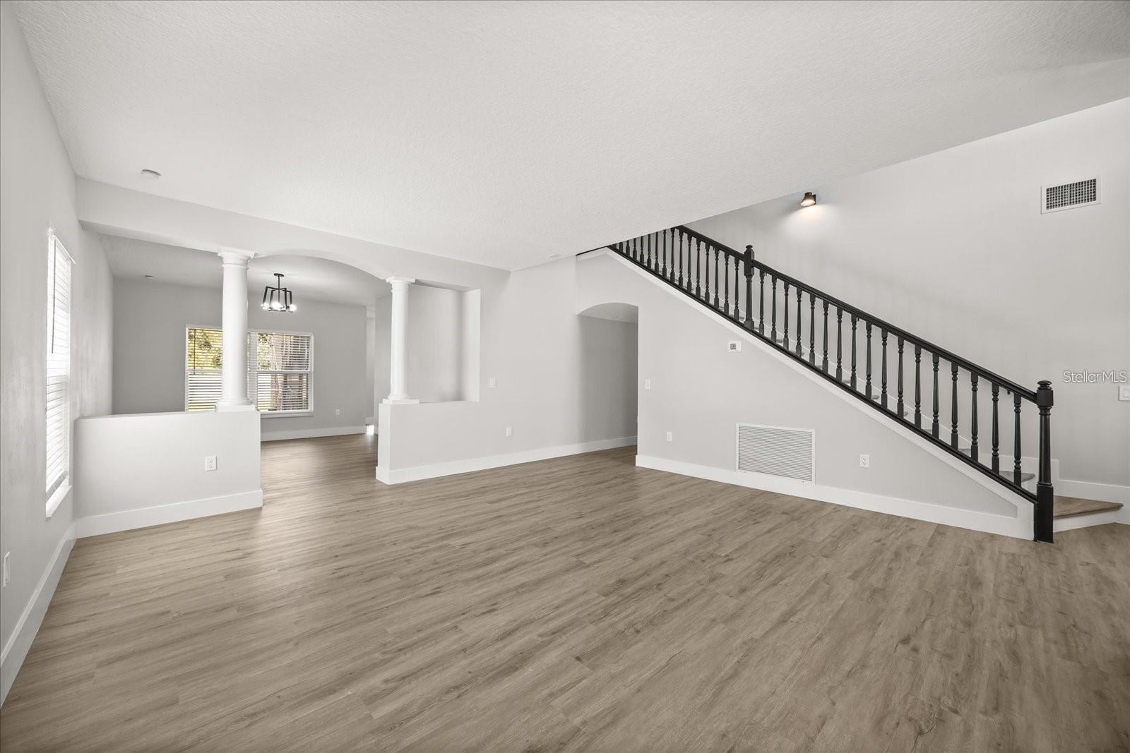 Image 27 of 37 For 724 Tahiti Drive