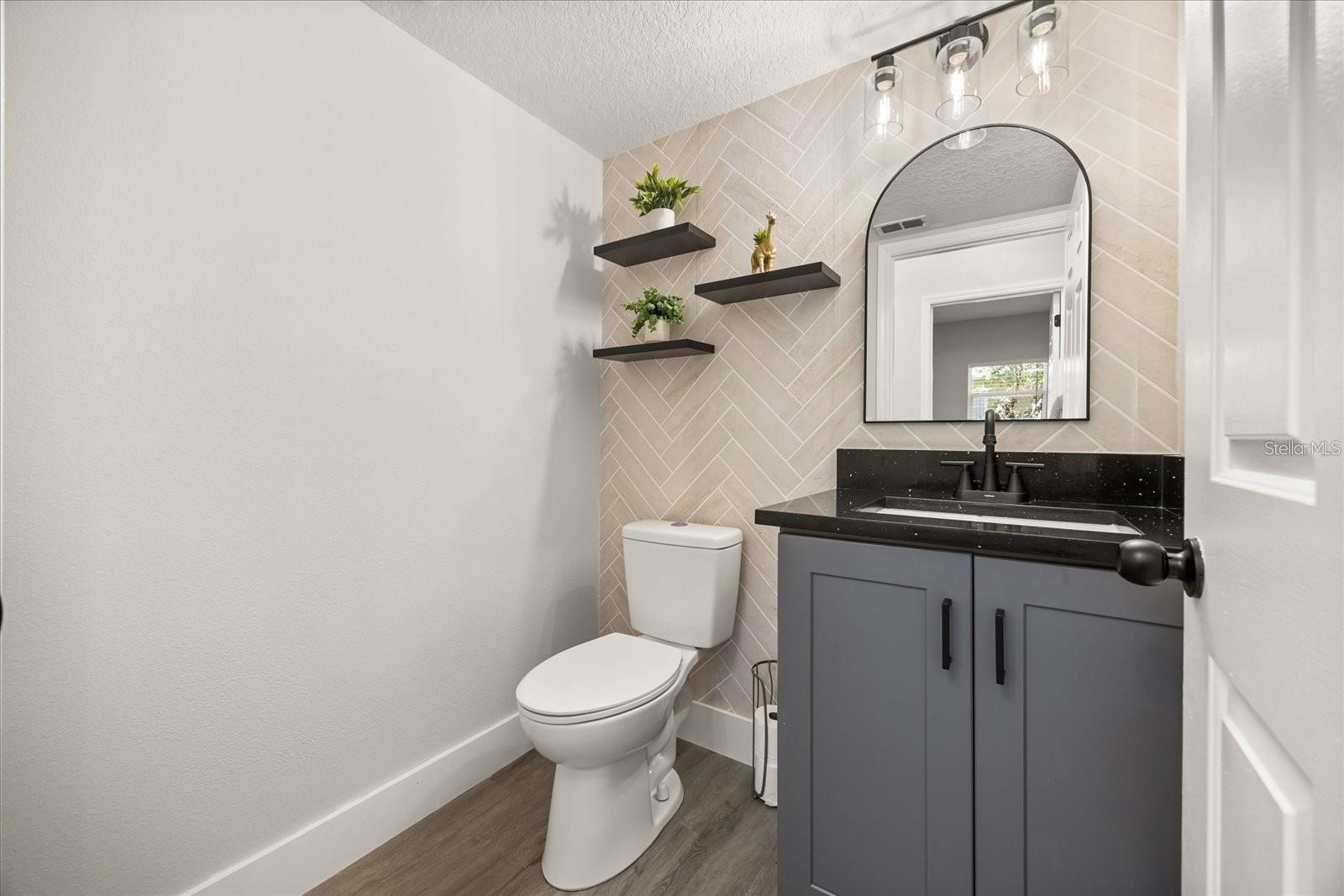 Image 7 of 37 For 724 Tahiti Drive