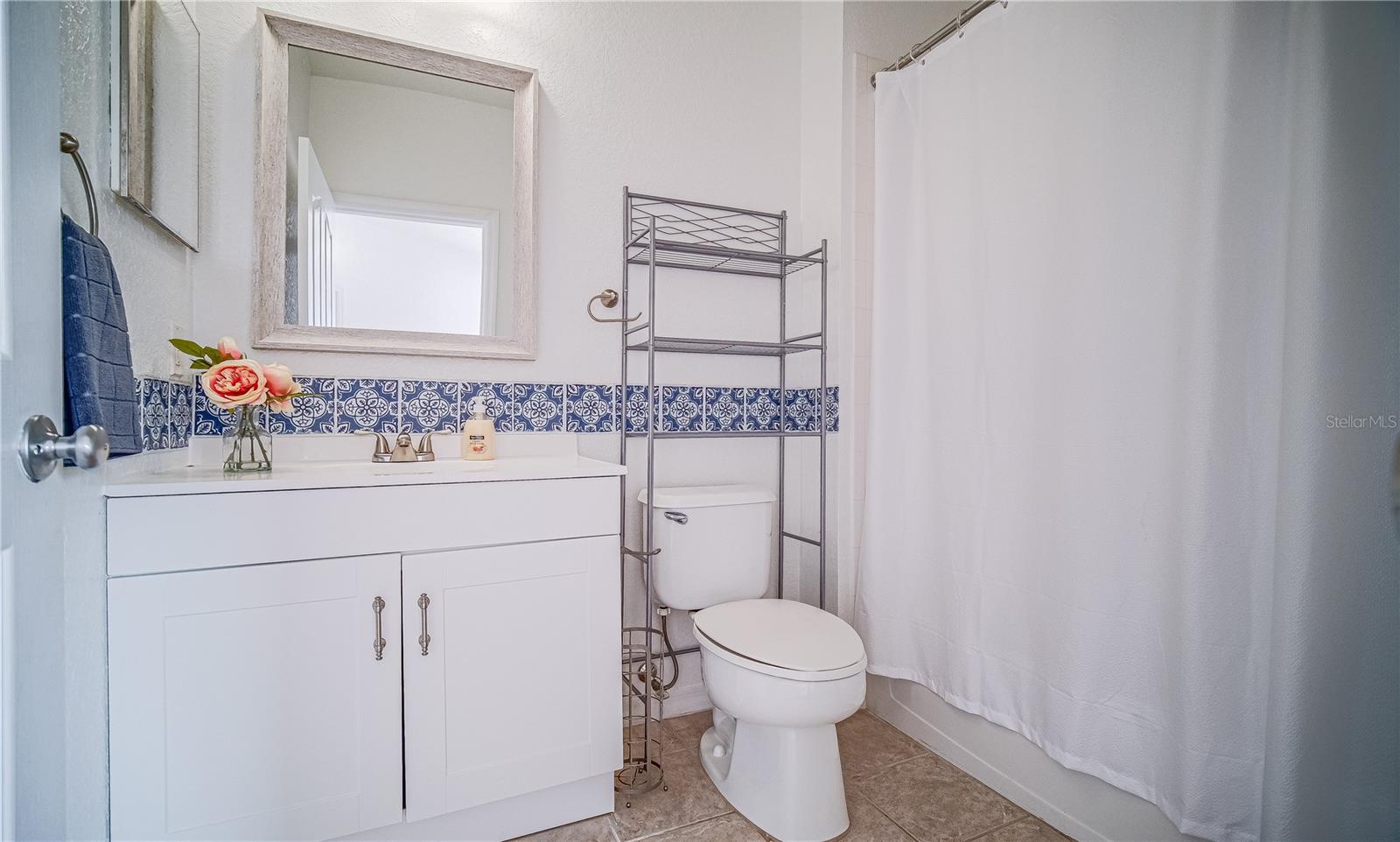 Image 15 of 27 For 6149 Metrowest Boulevard 203