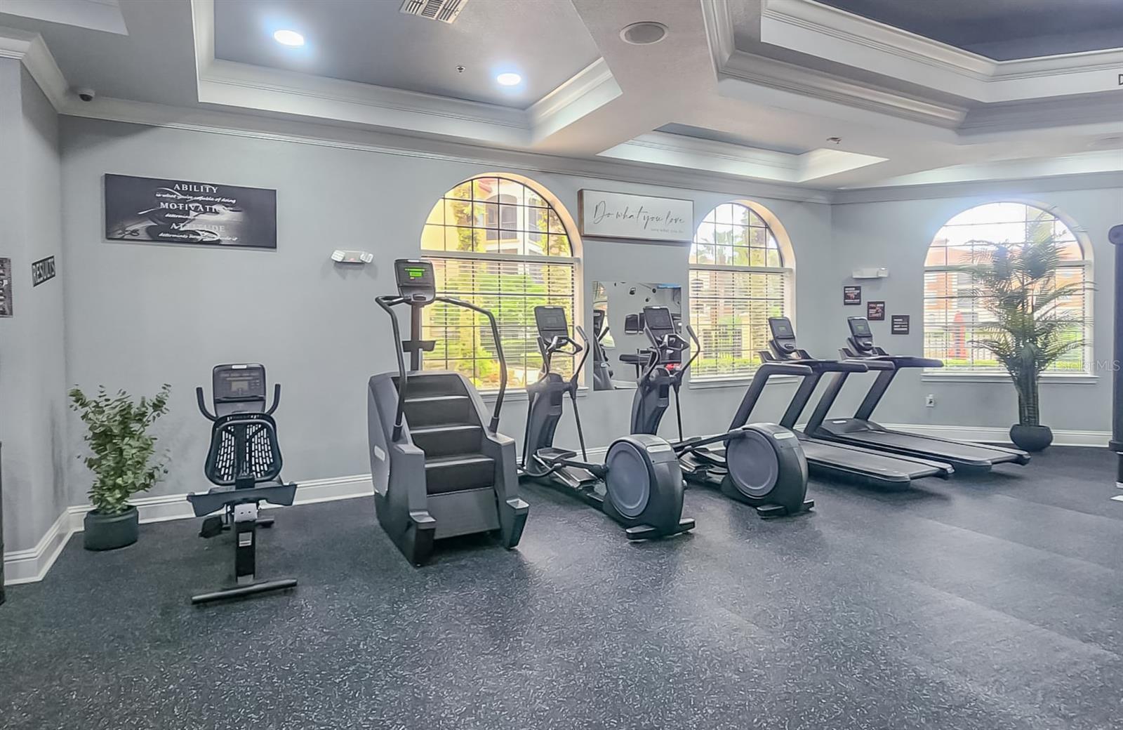 Image 22 of 27 For 6149 Metrowest Boulevard 203