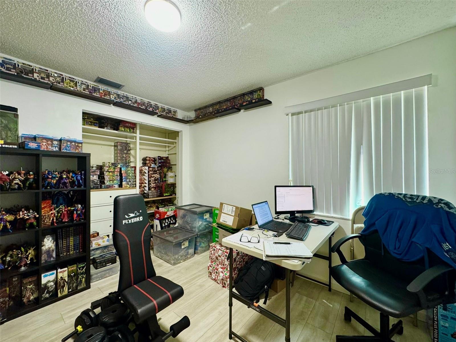 Image 18 of 27 For 14145 100th Terrace