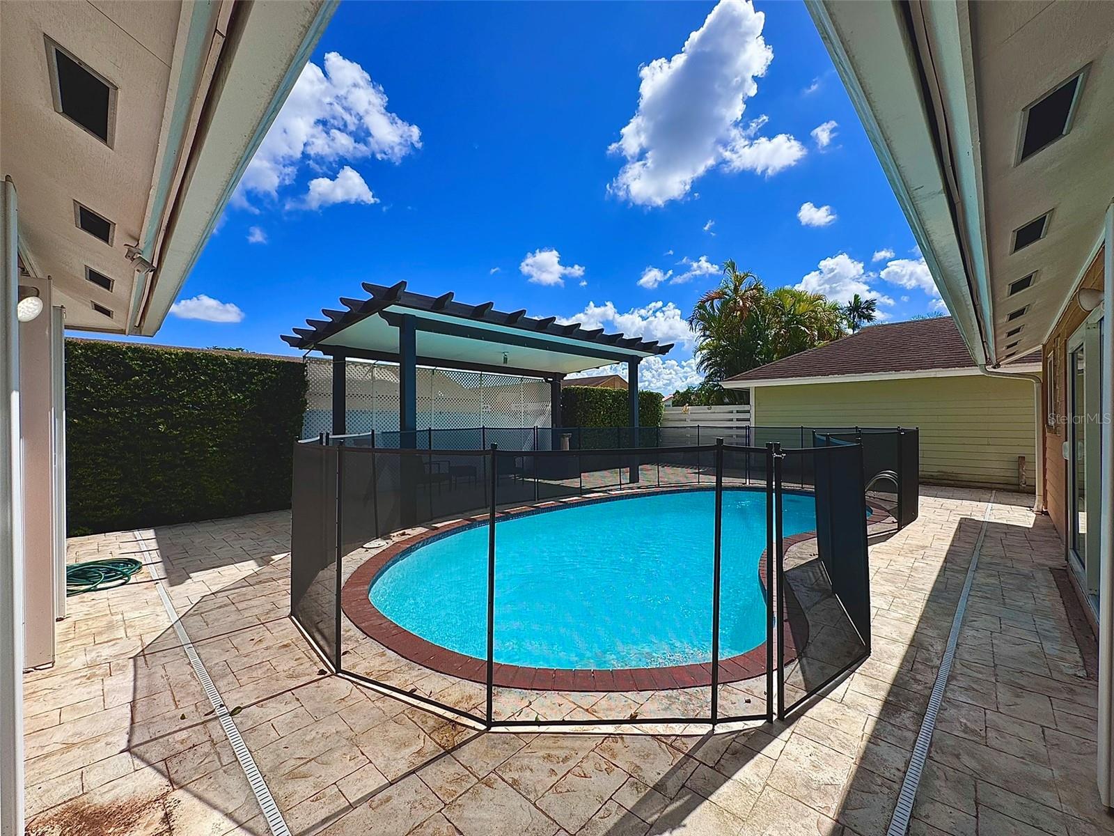 Image 3 of 27 For 14145 100th Terrace