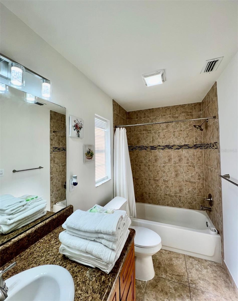 Image 13 of 20 For 970 Amy Ridge Court