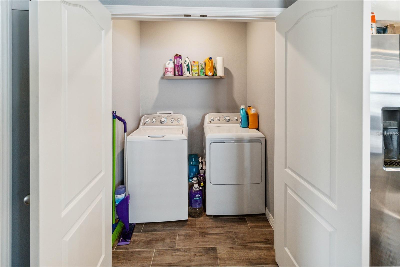 Image 10 of 28 For 2281 Canyon Breeze Avenue