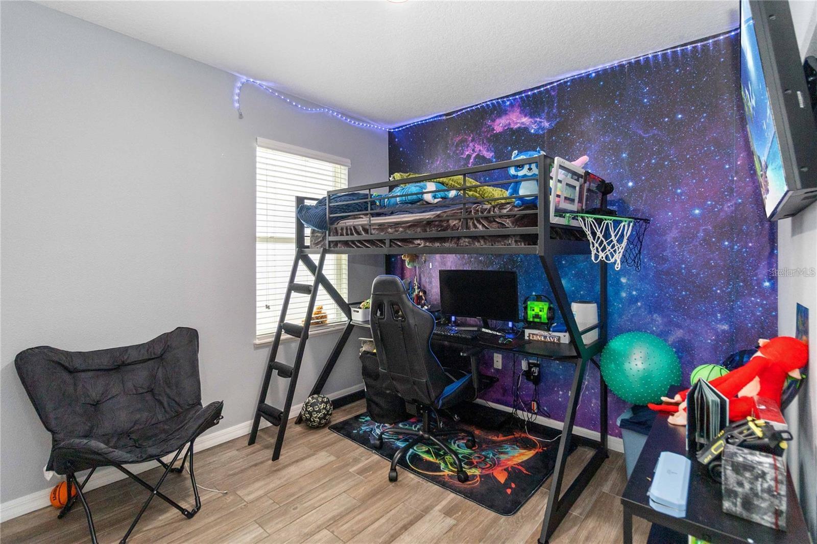 Image 19 of 28 For 2281 Canyon Breeze Avenue