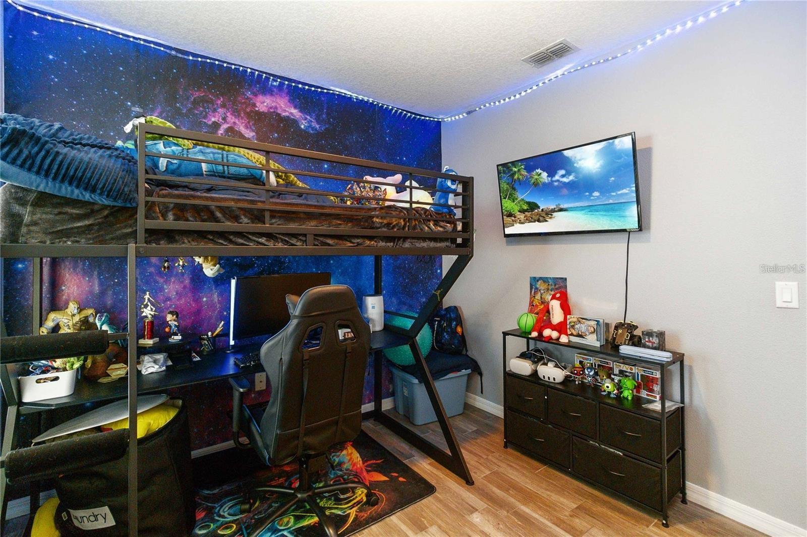 Image 20 of 28 For 2281 Canyon Breeze Avenue