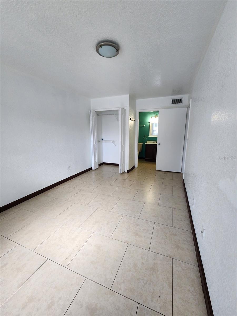 Image 14 of 20 For 9823 Barley Club Drive 5