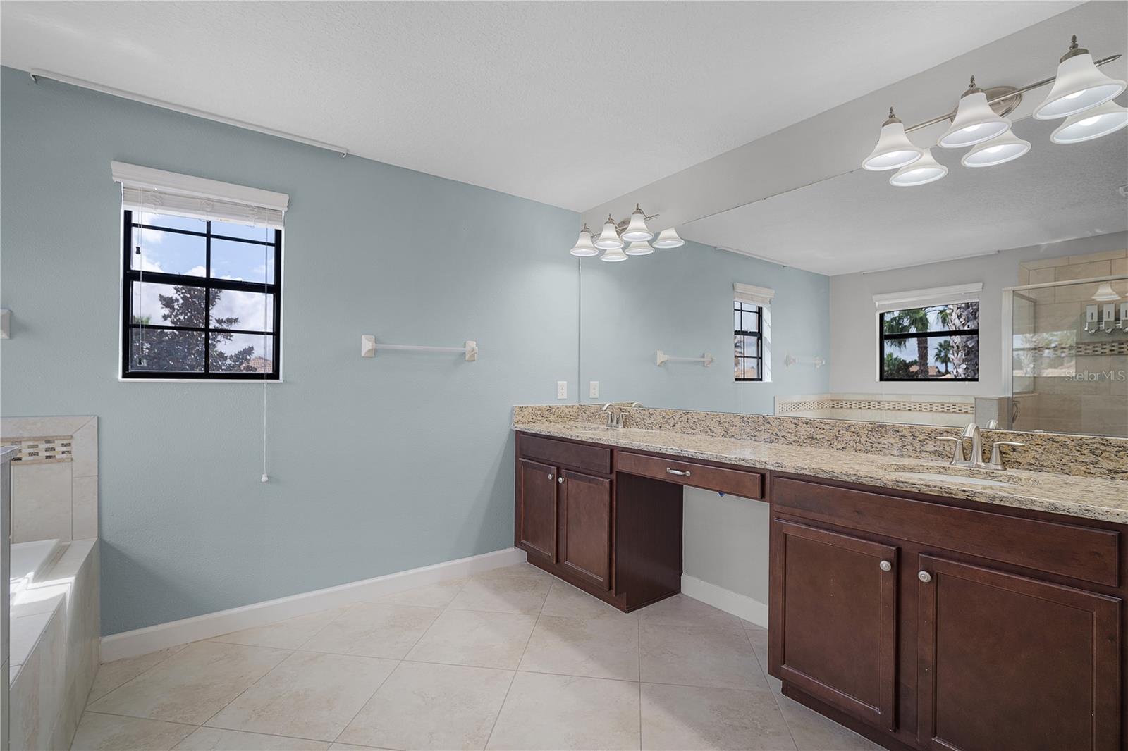 Image 33 of 85 For 1316 Gleneagles Lane