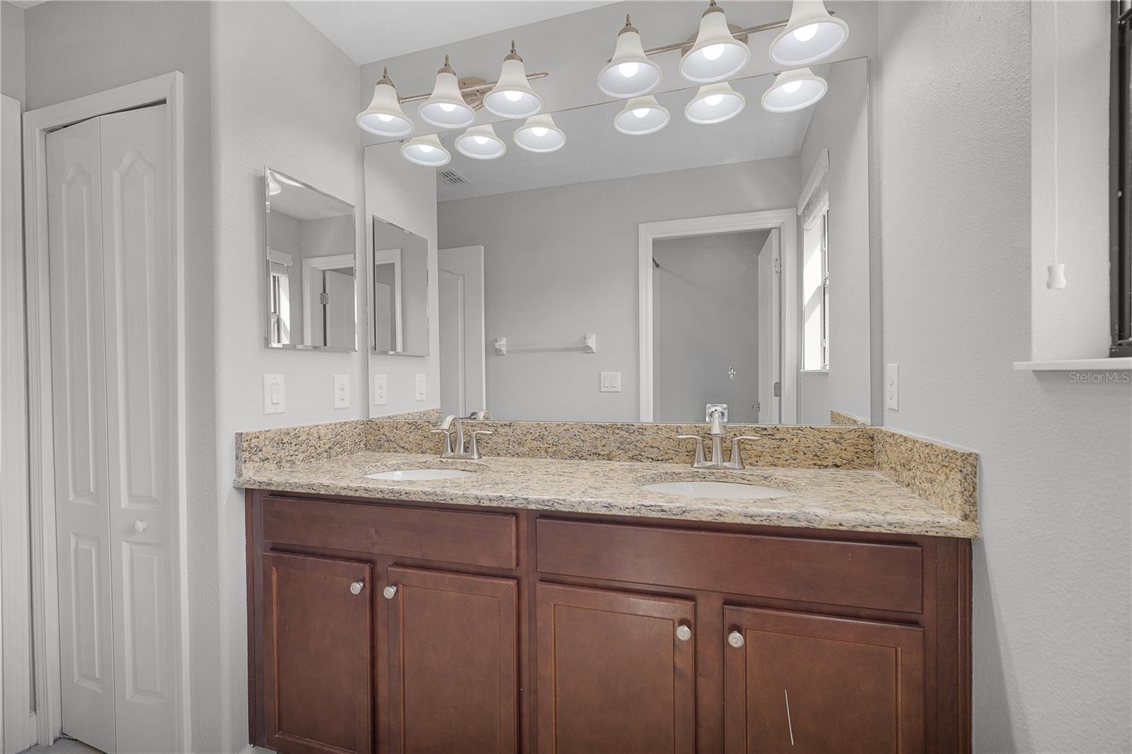 Image 37 of 85 For 1316 Gleneagles Lane
