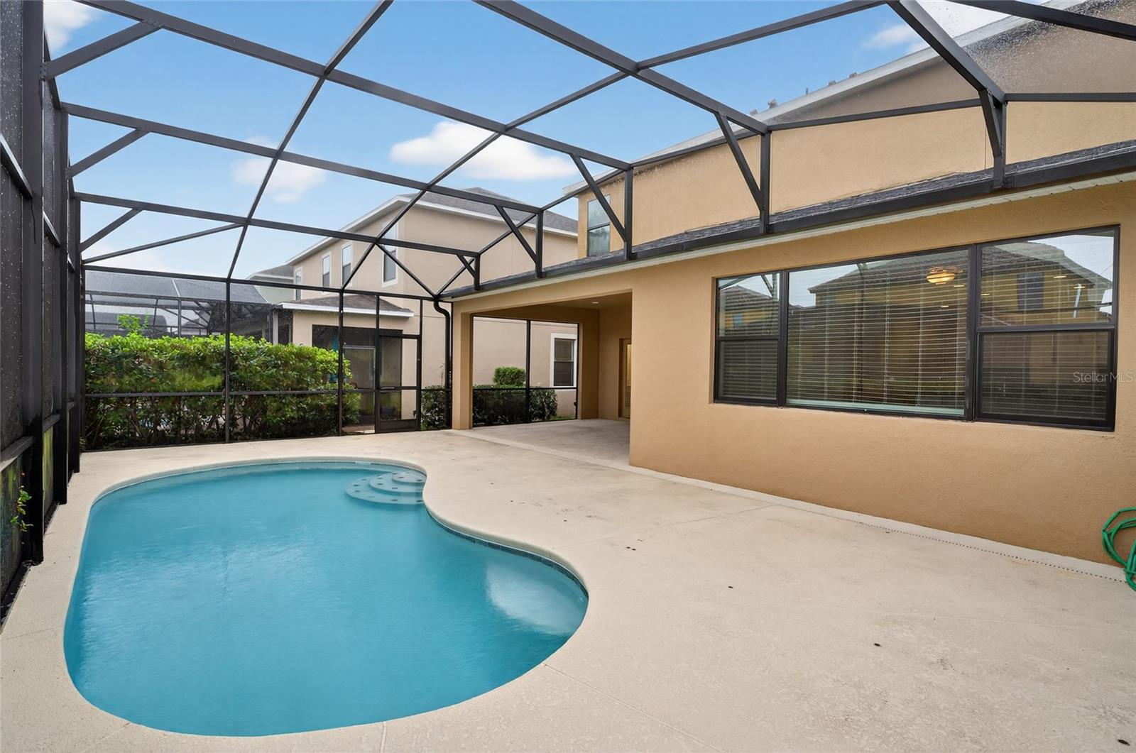 Image 4 of 56 For 2311 Victoria Drive