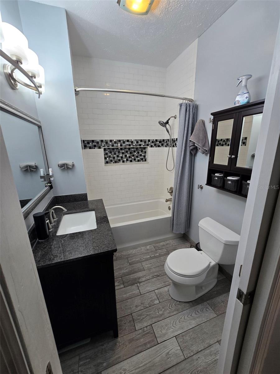 Image 10 of 13 For 109 Maple Street