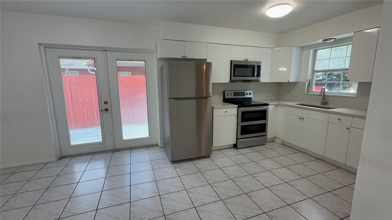 Image 10 of 27 For 226 Rosland Drive