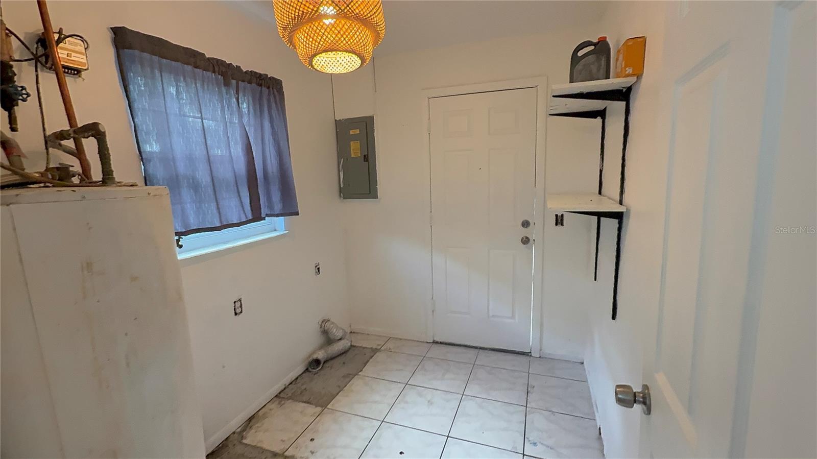 Image 20 of 27 For 226 Rosland Drive