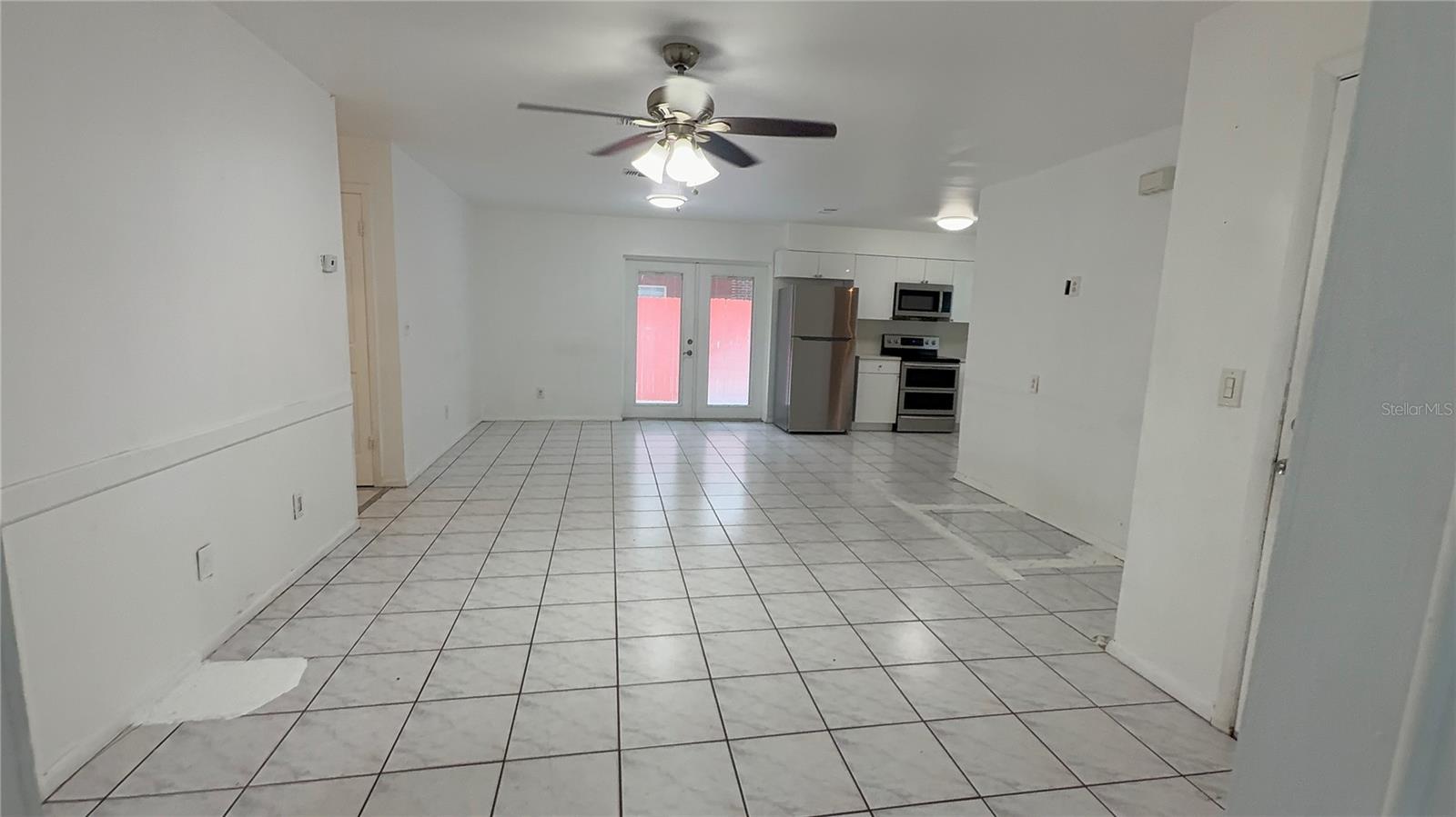 Image 8 of 27 For 226 Rosland Drive