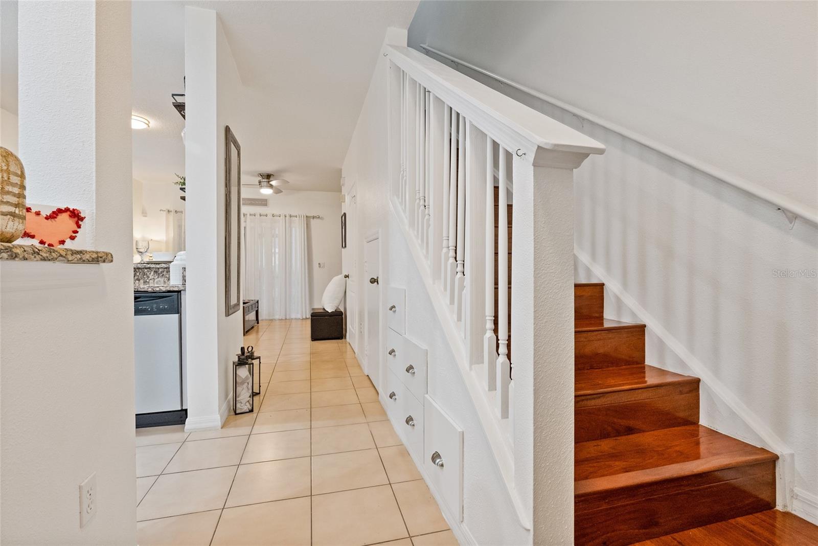 Image 7 of 31 For 10475 Manderlay Way