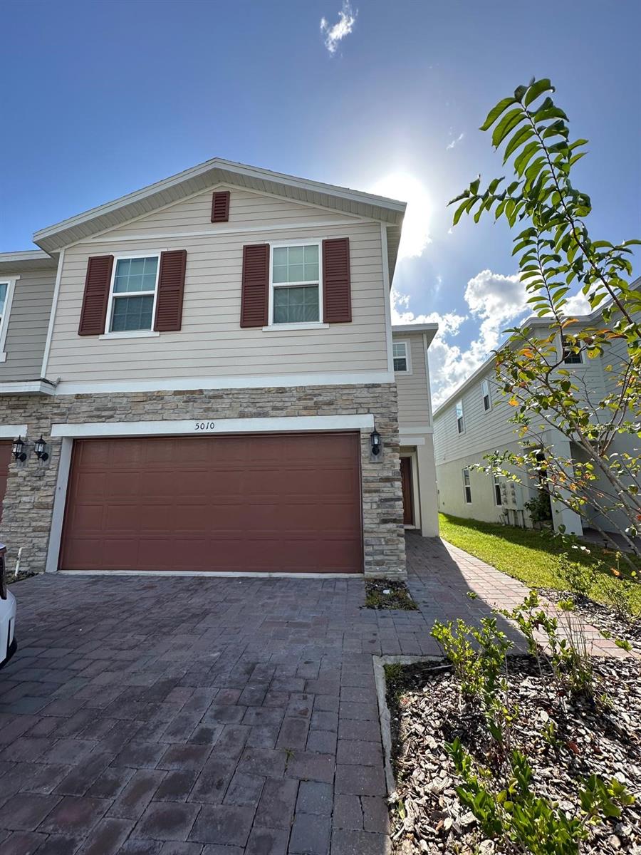 Image 2 of 21 For 5010 Greenbank Lane