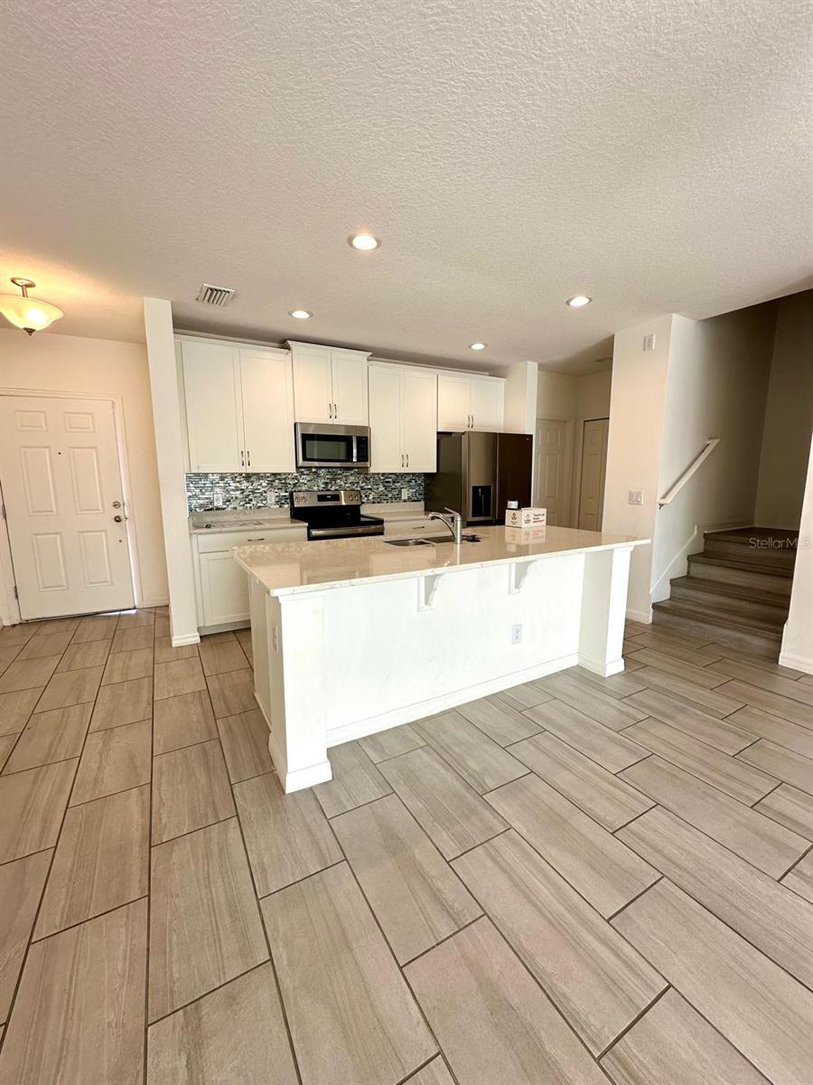 Image 5 of 21 For 5010 Greenbank Lane