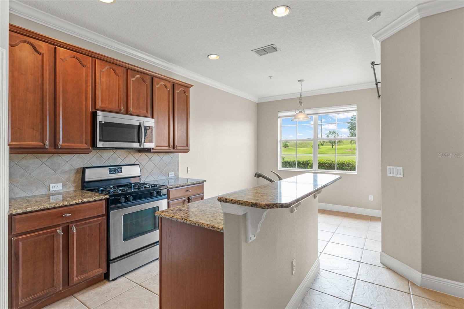 Image 13 of 43 For 868 Assembly Court