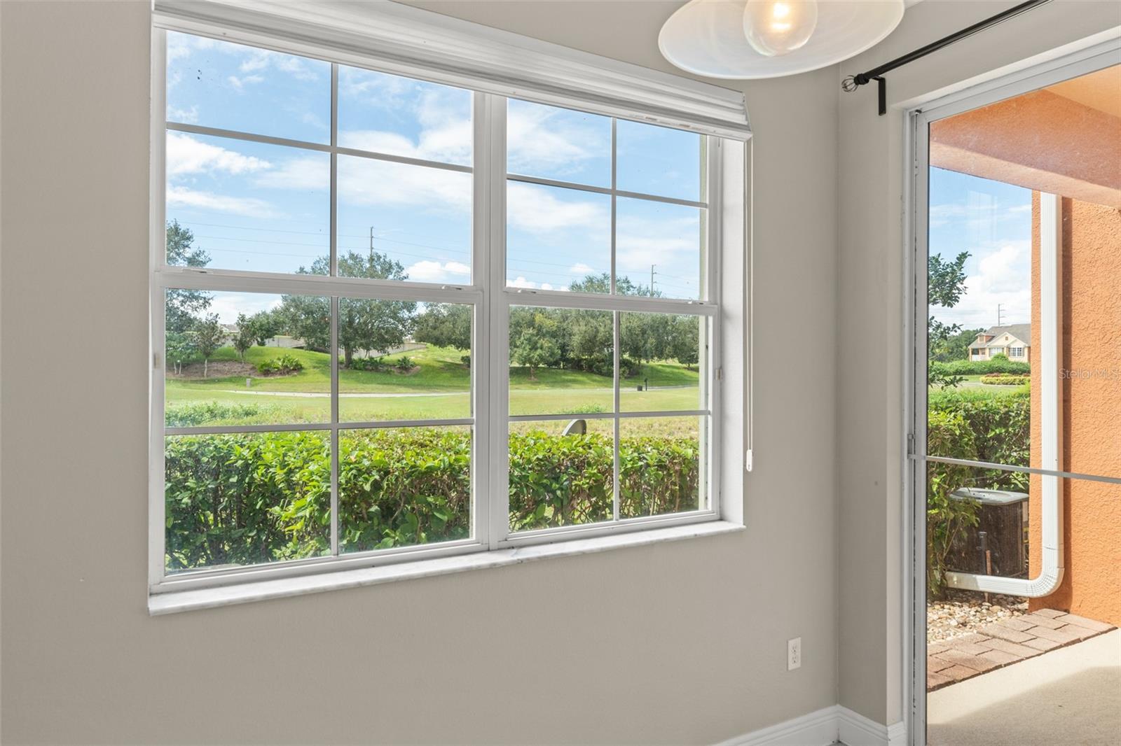 Image 16 of 43 For 868 Assembly Court