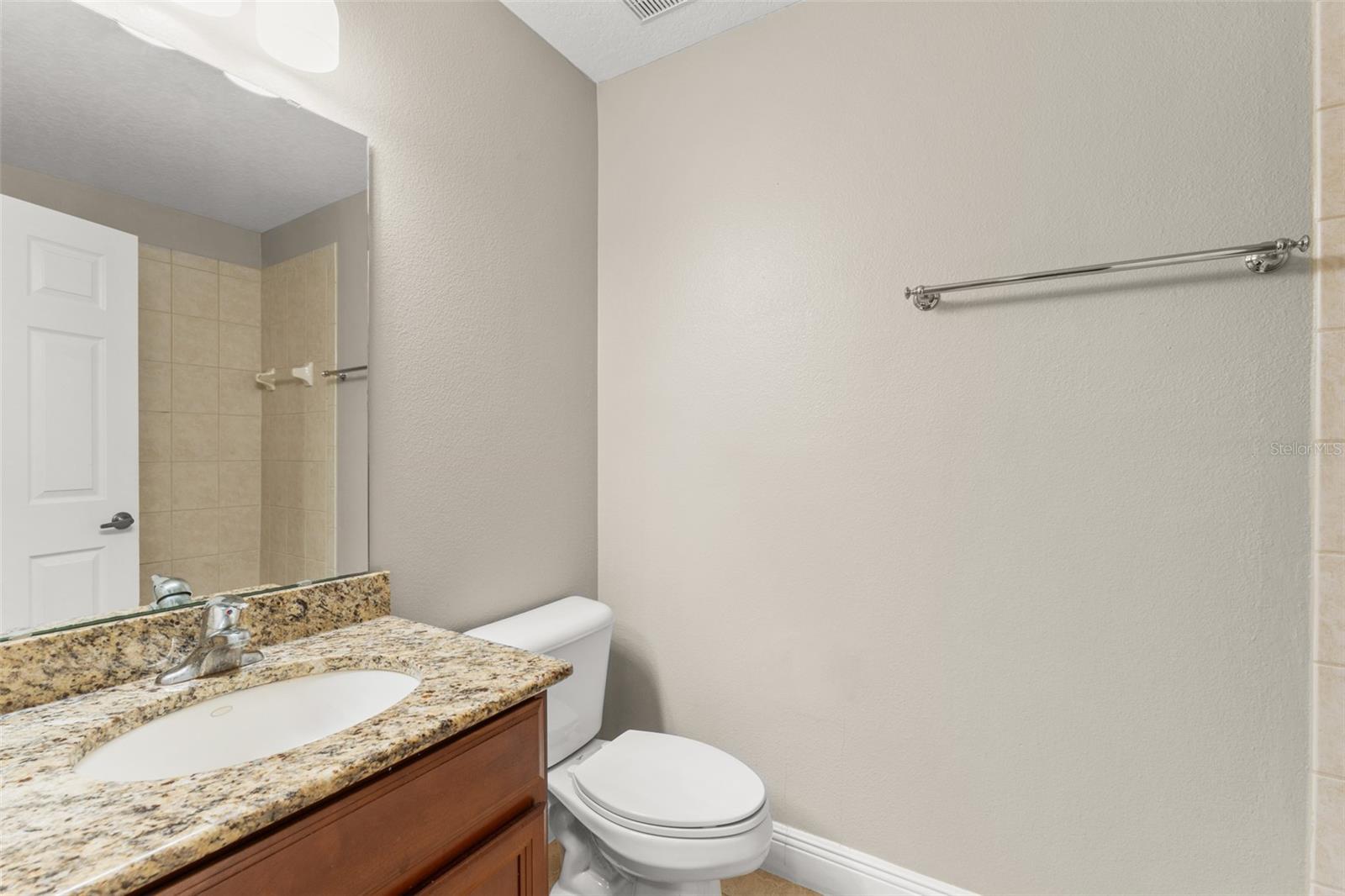 Image 30 of 43 For 868 Assembly Court