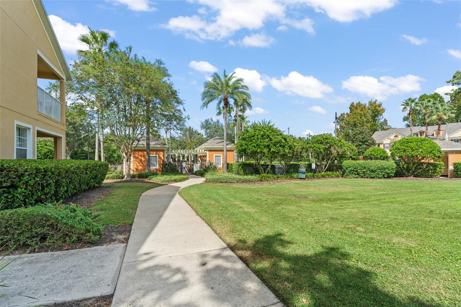 Image 33 of 43 For 868 Assembly Court