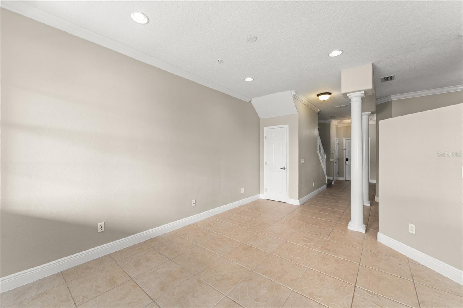 Image 9 of 43 For 868 Assembly Court