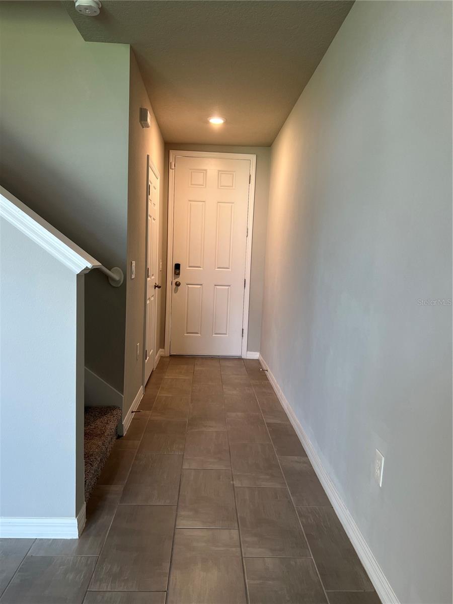 Image 4 of 22 For 582 Amadoras Way Street