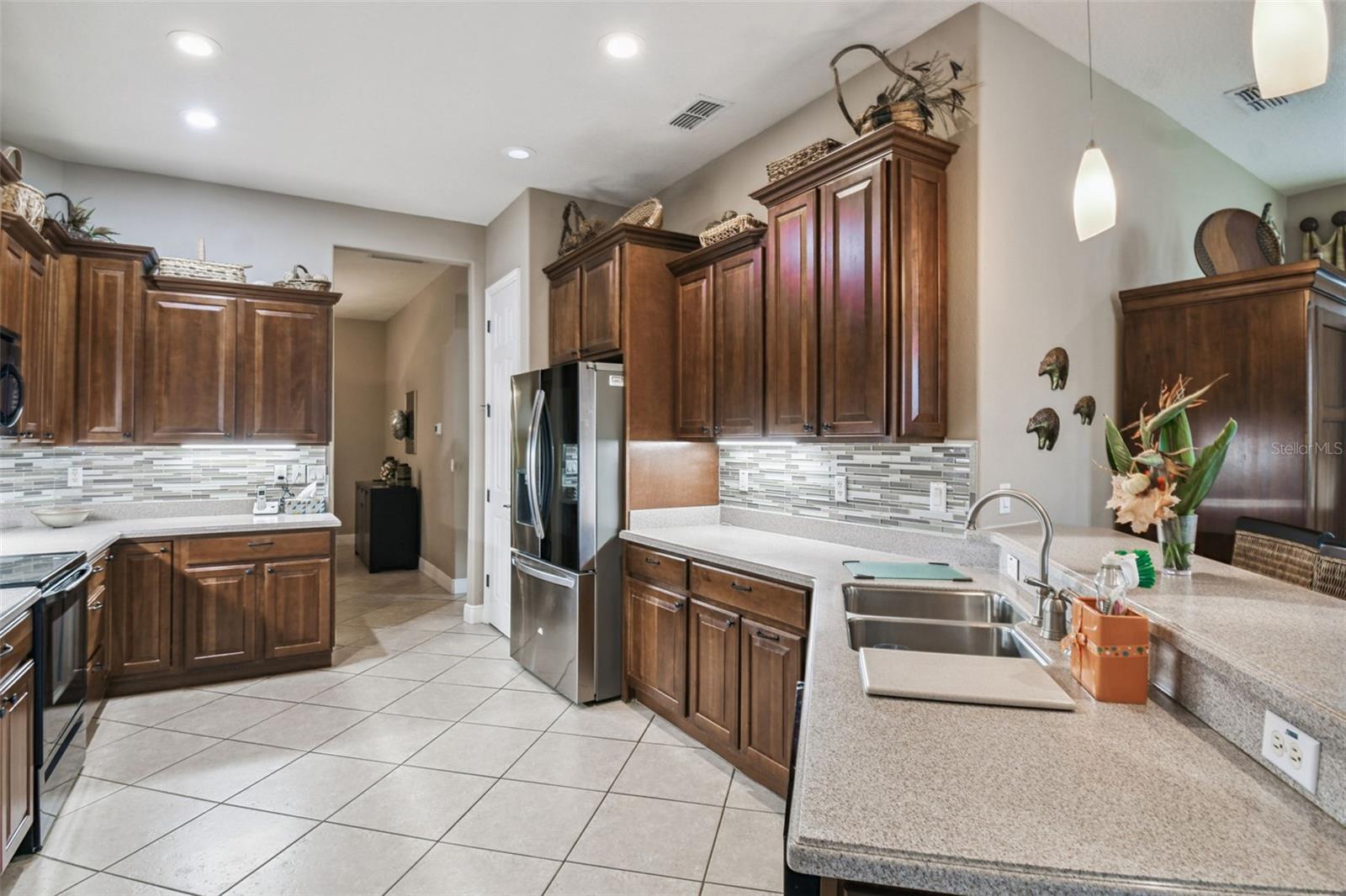 Image 14 of 59 For 861 Bella Viana Road