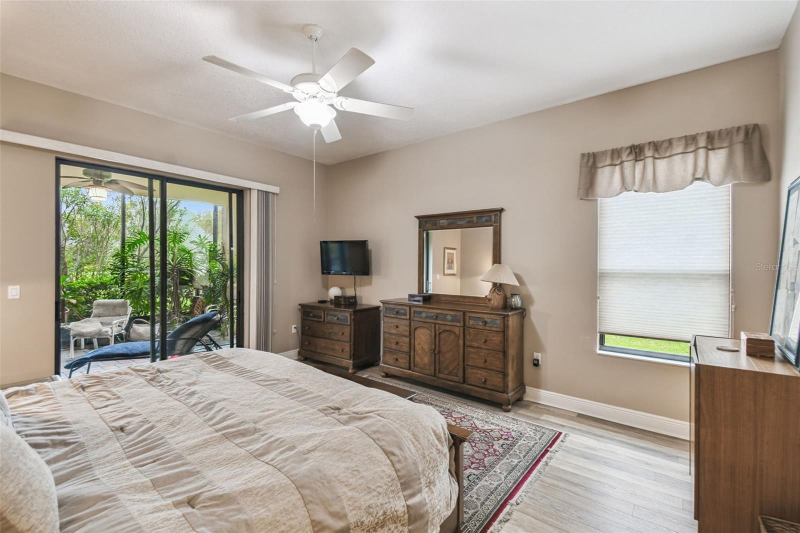 Image 22 of 59 For 861 Bella Viana Road