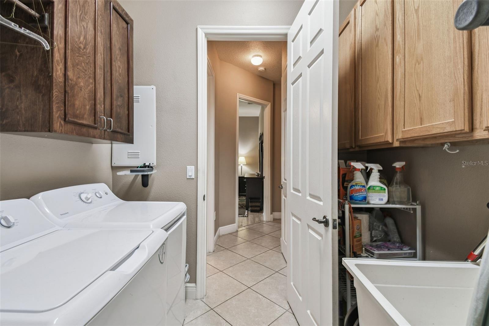 Image 35 of 59 For 861 Bella Viana Road