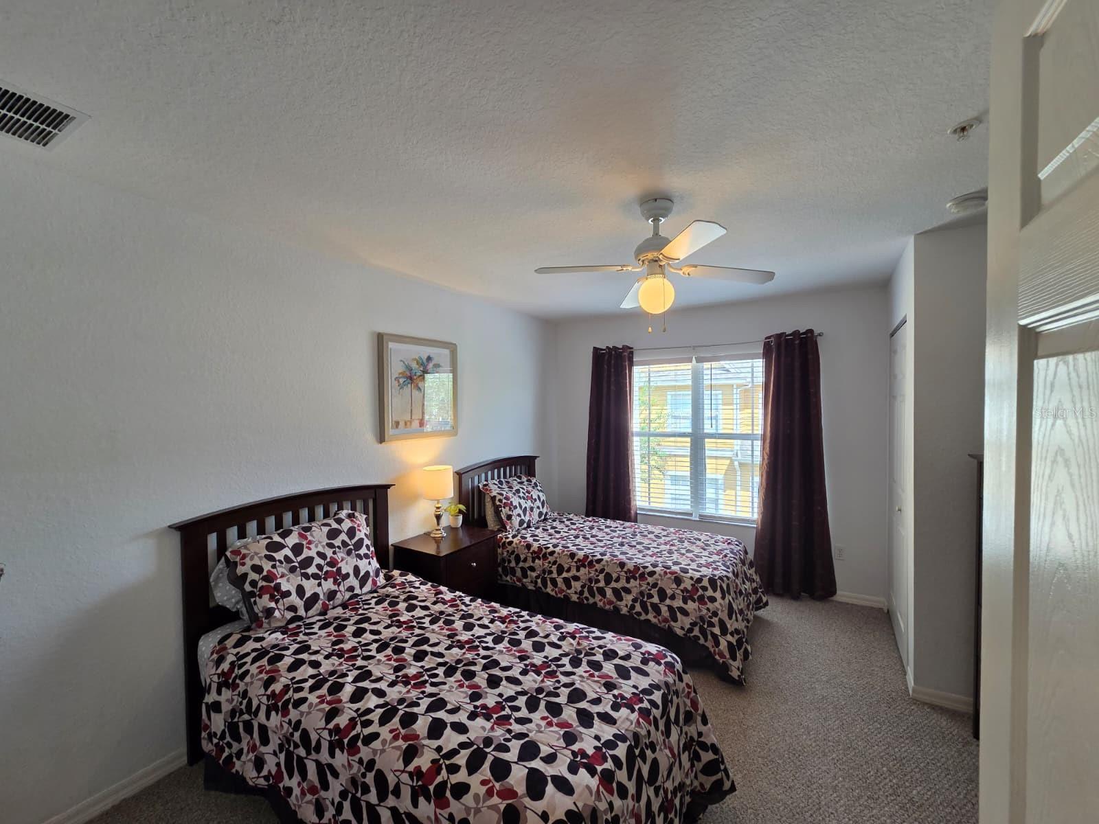 Image 10 of 25 For 4600 Yellowgold Road W 106