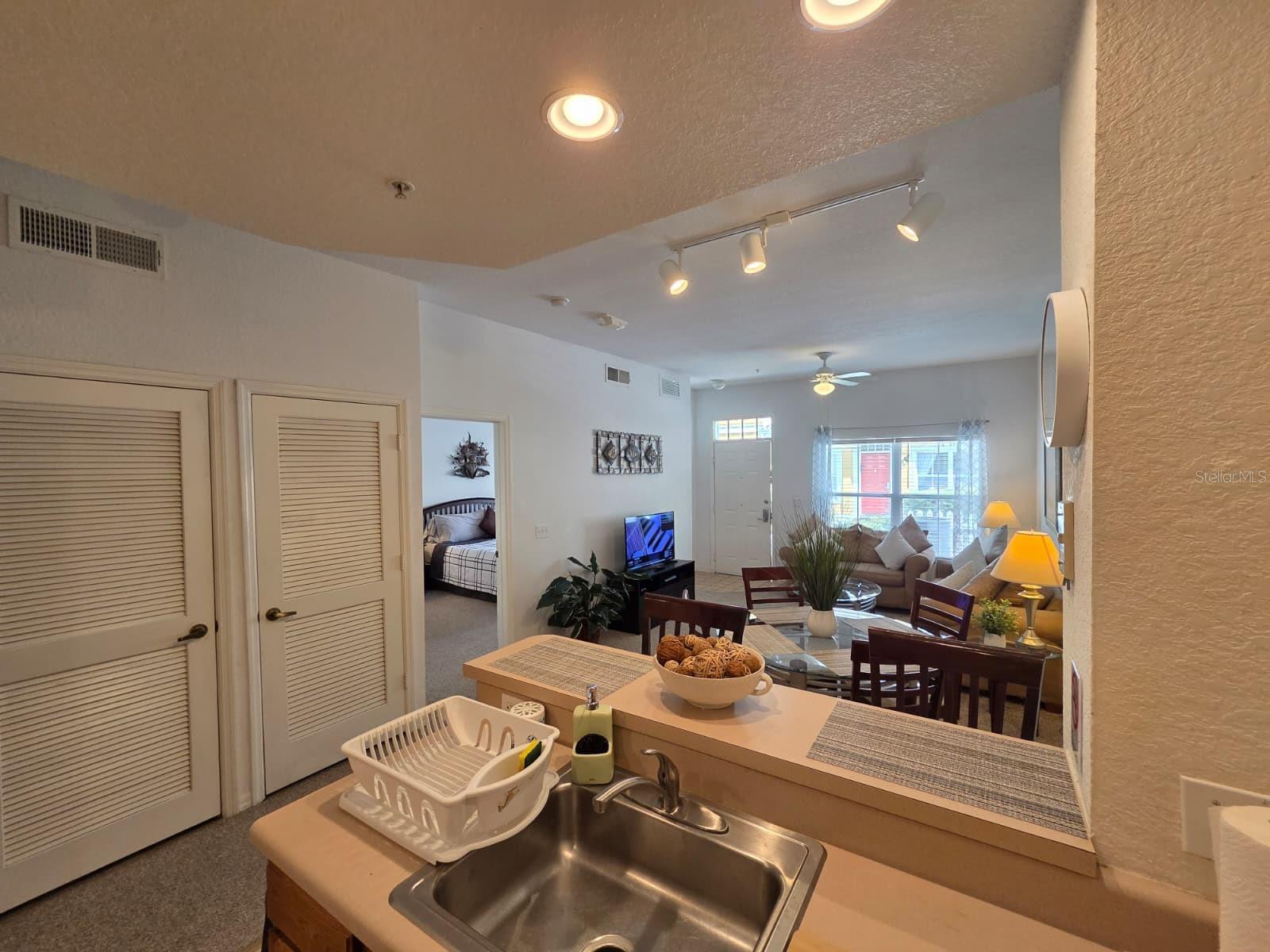 Image 4 of 25 For 4600 Yellowgold Road W 106