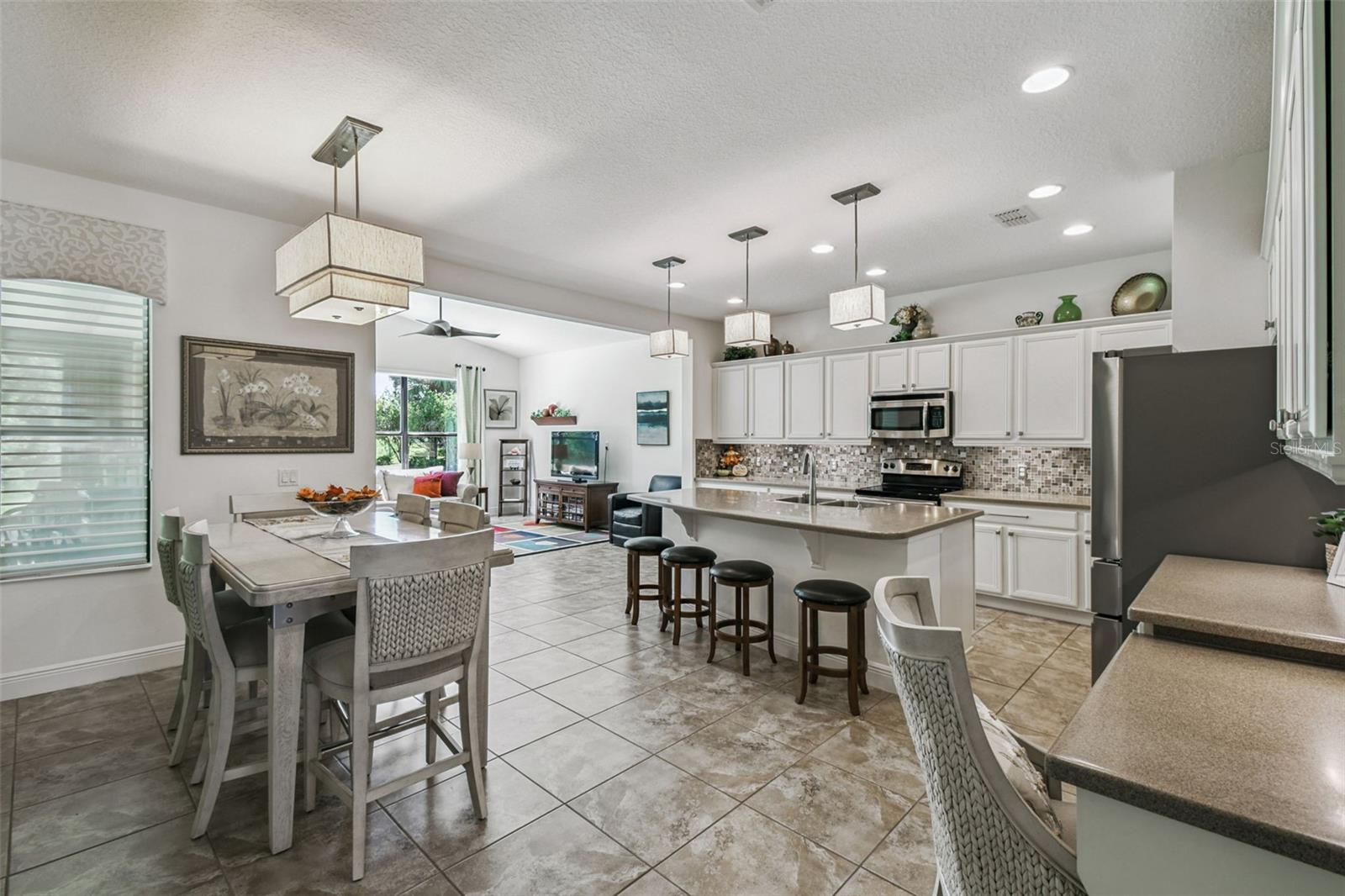 Image 17 of 68 For 759 Villa Park Road